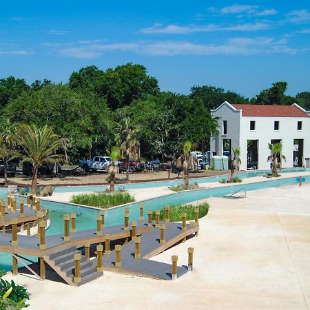 Centennial Plaza Resort Gulfport Exteriér fotografie